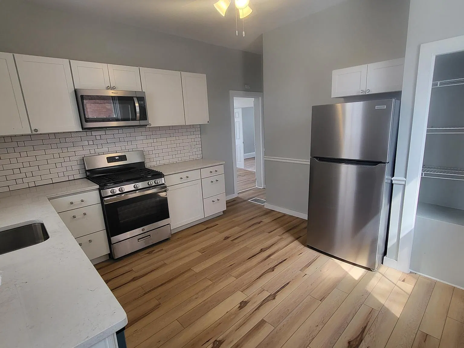 119 Cedar Ave — Photo 1