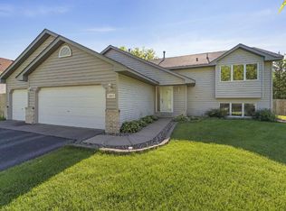 18873 Elite Ct, Farmington, MN 55024