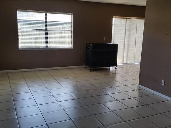 5th image of 6834 Rosemary Dr