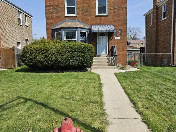 3925 Gladys Ave, Bellwood, IL 60104