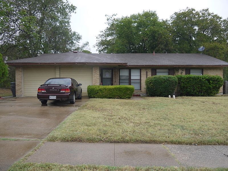 1st image of 839 Goldwood Dr
