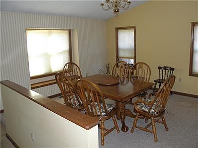 4th image of 2095 Linda Ln