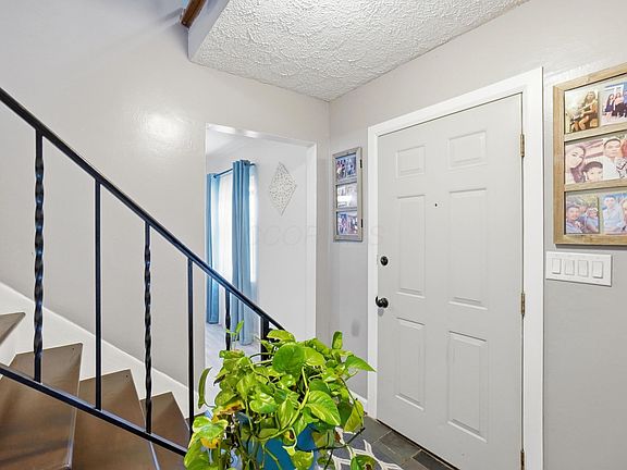 4th image of 2757 Woodcroft Rd
