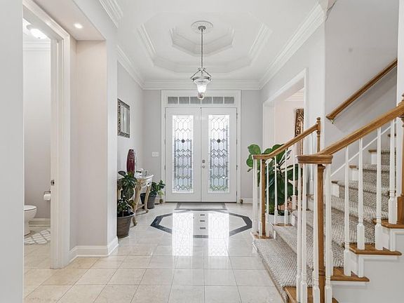 2nd image of 813 Black Diamond Dr