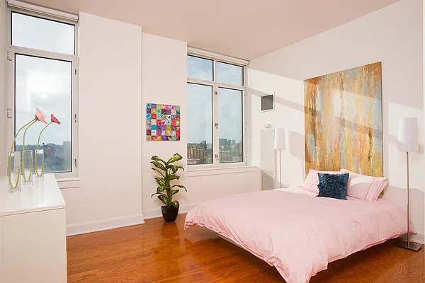 Sold by Corcoran | media 23