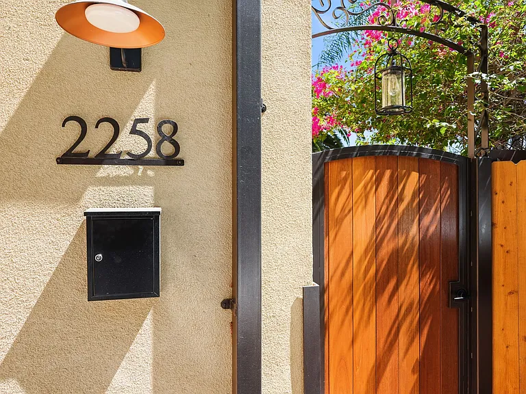 2258 Helios Dr — Photo 15