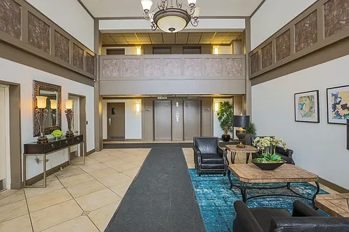 Yorktown Towers Photo 1