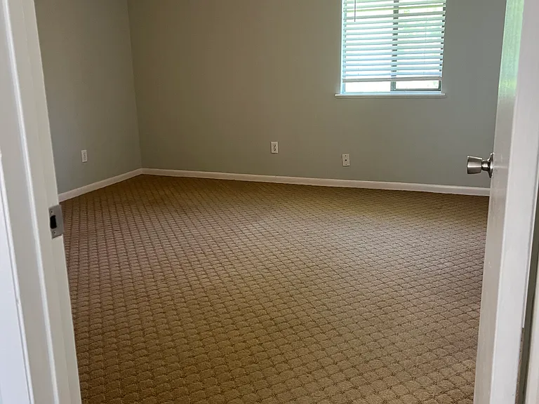 216 Oleander Dr #2 — Photo 11