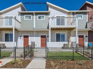 2844 Bear Springs Cir, Longmont, CO 80503