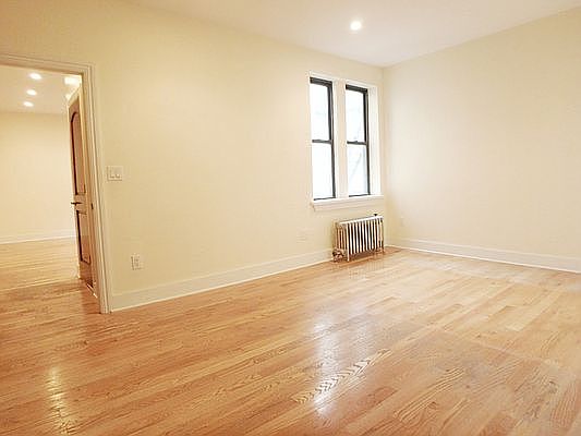 4th image of 30-83 29th St #E8