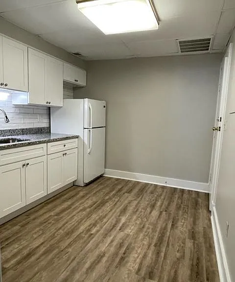 31 W Main St #2 — Photo 8