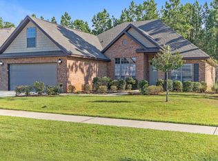 652 Symphony Way, Freeport, FL 32439