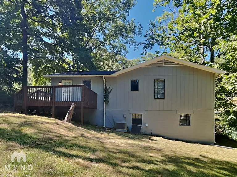 5845 Cheryl Dr — Photo 17