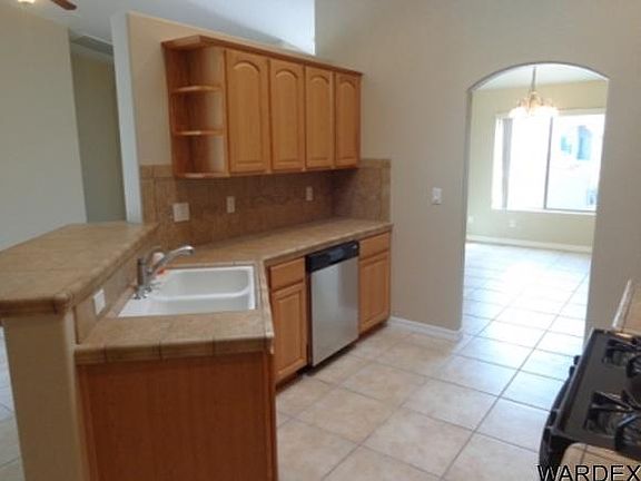 3rd image of 5541 S Praise Ave