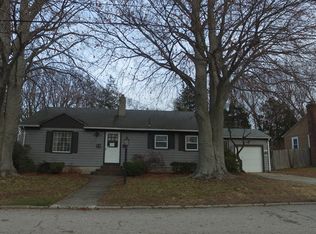 86 Welfare Ave, Warwick, RI 02888