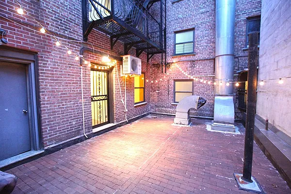 Rented by Keller Williams NYC | media 49