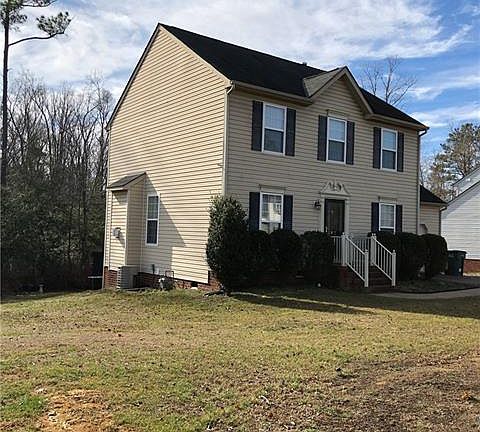 2nd image of 912 Scotch Pine Ct