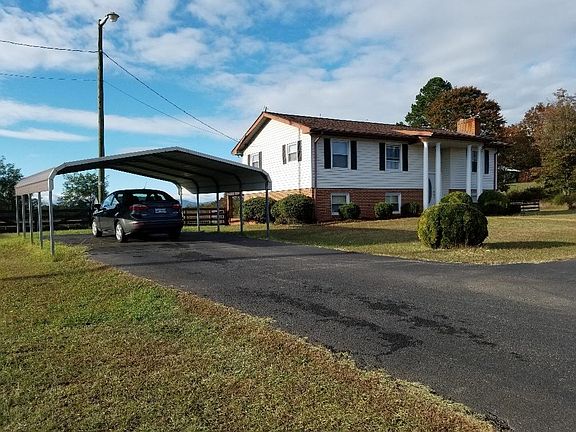 2nd image of 1407 Mack Updike Cir