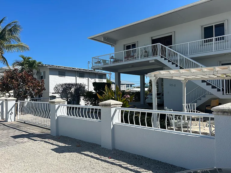 156 Marina Ave — Photo 1