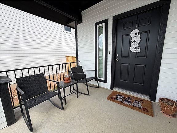 2nd image of 11917 Murano Dr