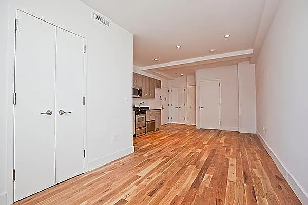 Rented by Platinum Properties | media 13