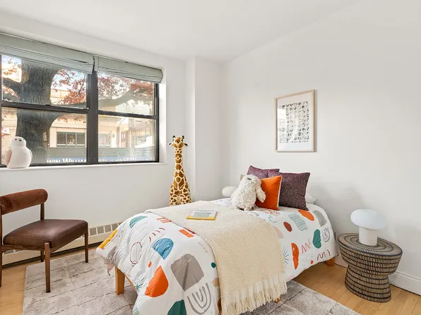 205 15th Street image 6 of 8