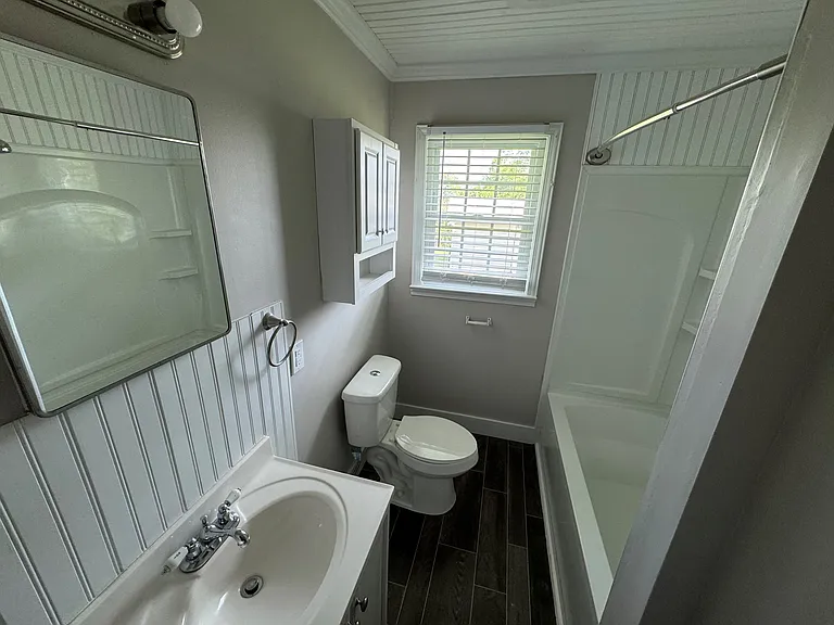 802 Liberty Hwy — Photo 2