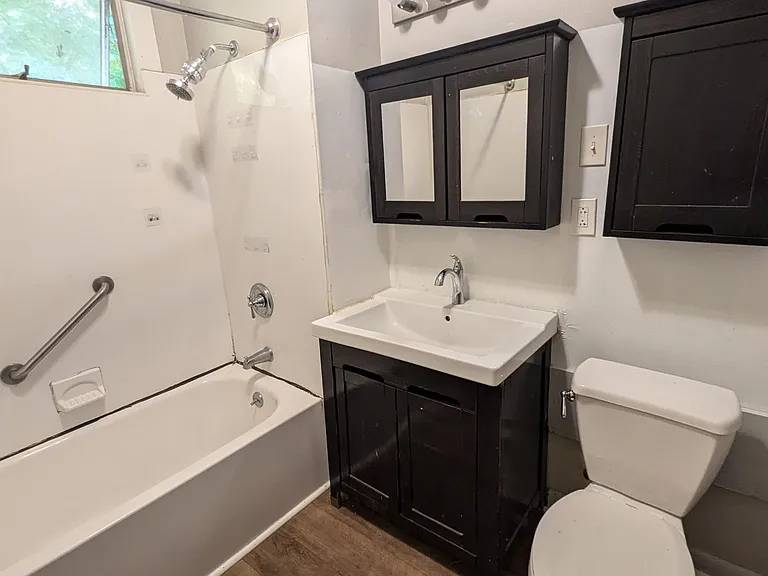 1226 Whalley Ave #22 — Photo 10
