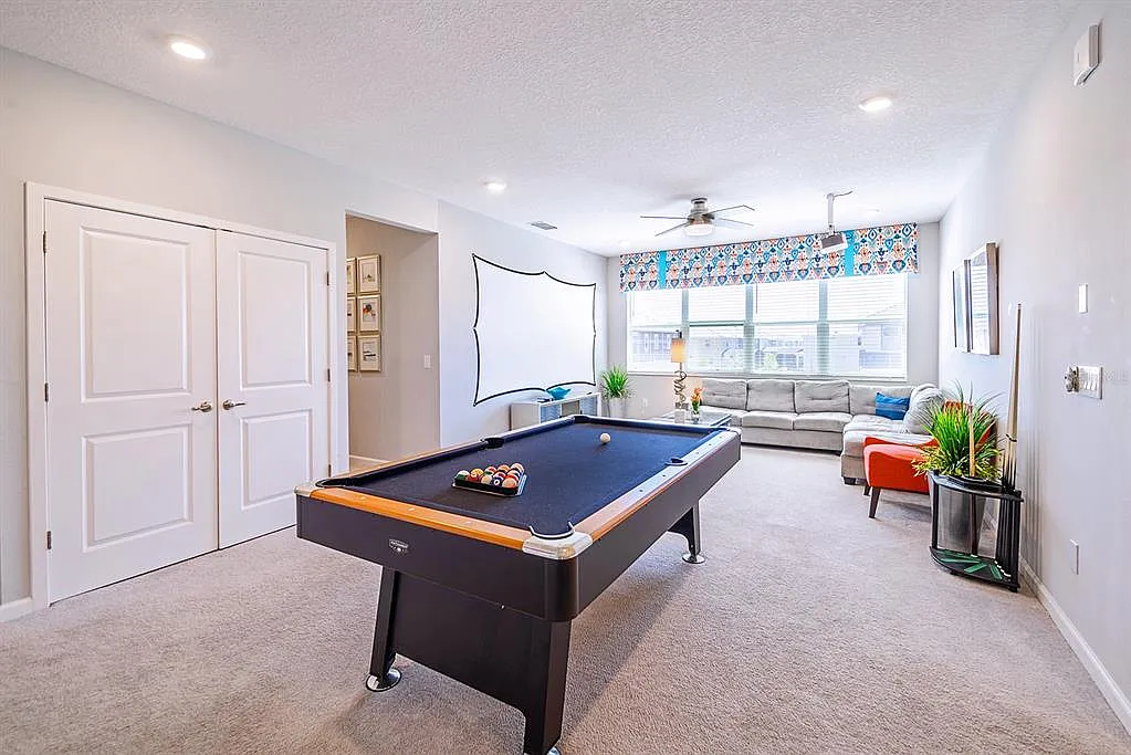 12 bed, 11.5 bath, 4762 sqft, $7,000 — Photo 4