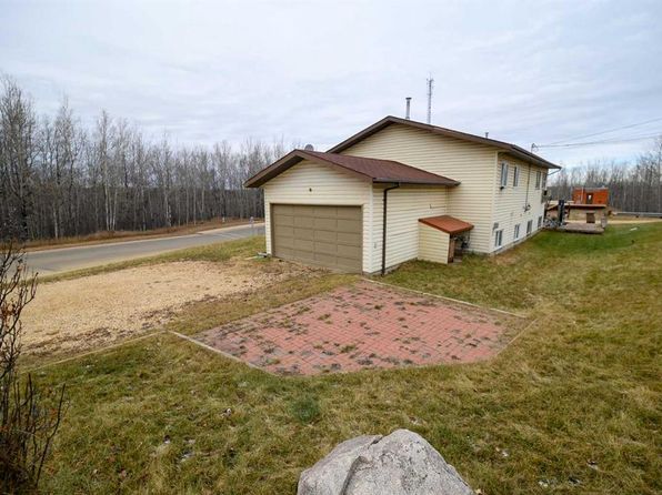 4618 NW 54th St, Athabasca, AB T9S 1K3