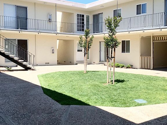 2nd image of 2070 Radio Ave #17AAA