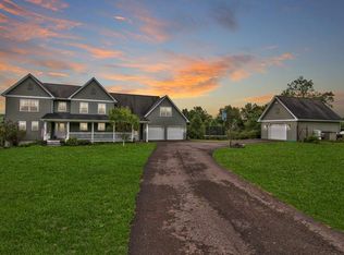 35 Riley Rose Ln, Honesdale, PA 18431