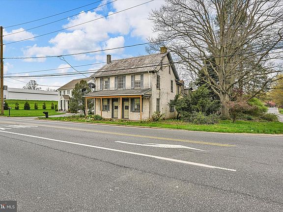 5th image of 854 Centerville Rd