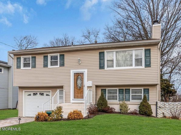 304 Beachwood Way, Keyport, NJ 07735
