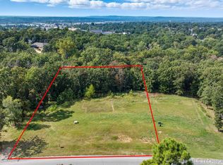 718 E Old North Rd, Sand Springs, OK 74063