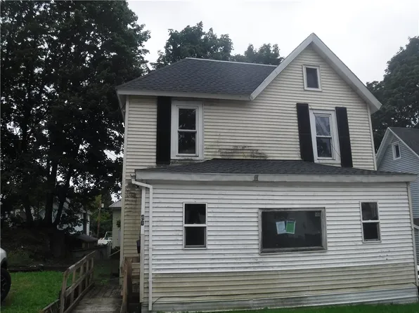 41 13th St, Jamestown, NY 14701