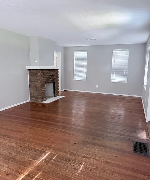 110 Kingston Ave — Photo 21