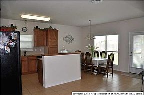 5th image of 12715 Diamond Lake Dr