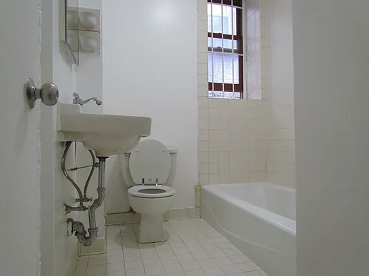 Rented by Landmark Real Estate | media 19