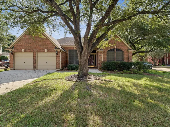 2502 Redbridge Ct, Houston, TX 77059