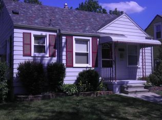 21250 Beechwood Ave, Eastpointe, MI