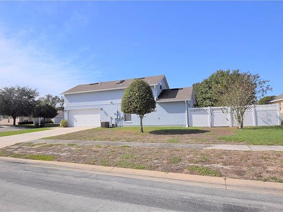 5th image of 8013 Lake Park Estates Blvd