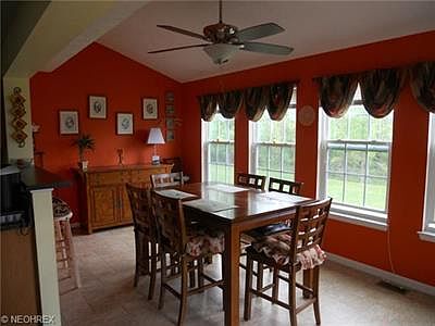 5th image of 10327 Yorkshire Way