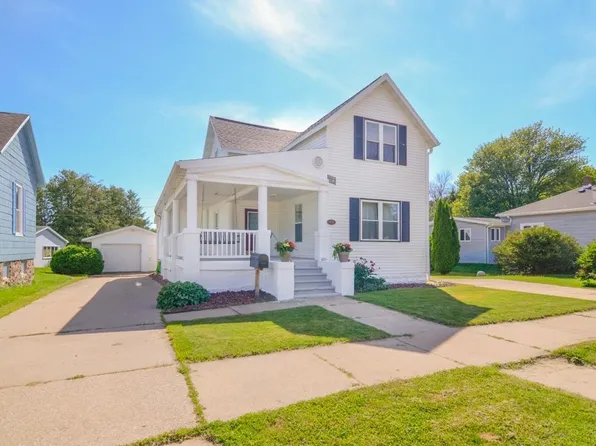 416 Main St, Oconto, WI 54153