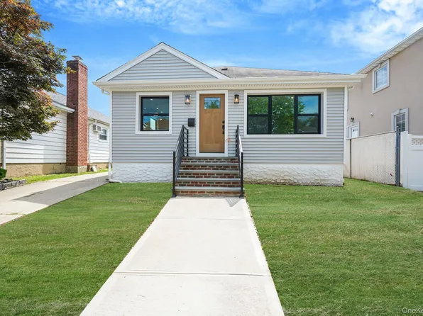 154-40 23rd Avenue, Whitestone, NY 11357