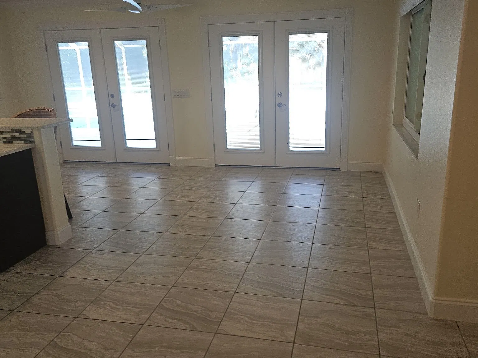 3 bed, 1900 sqft, $4,200 — Photo 3