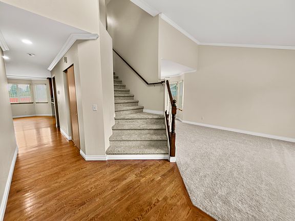 3rd image of 9820 S 242nd Pl