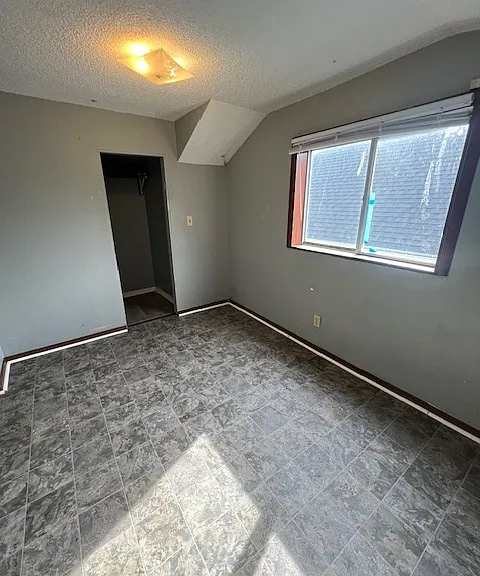 1106 White St — Photo 2