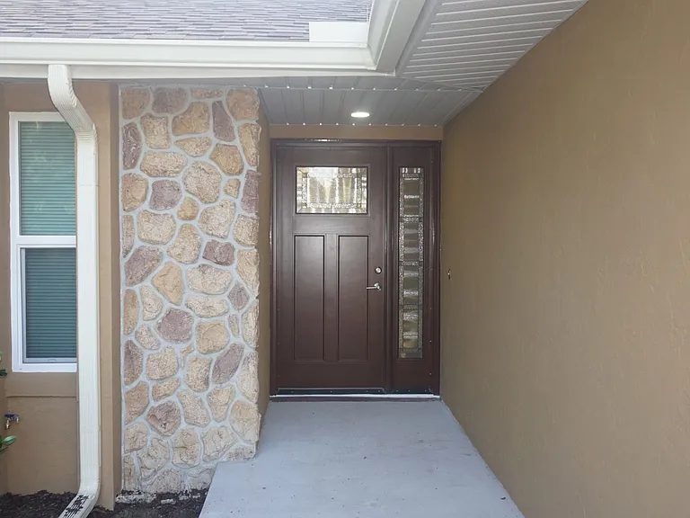 210 Foxwood Dr — Photo 6