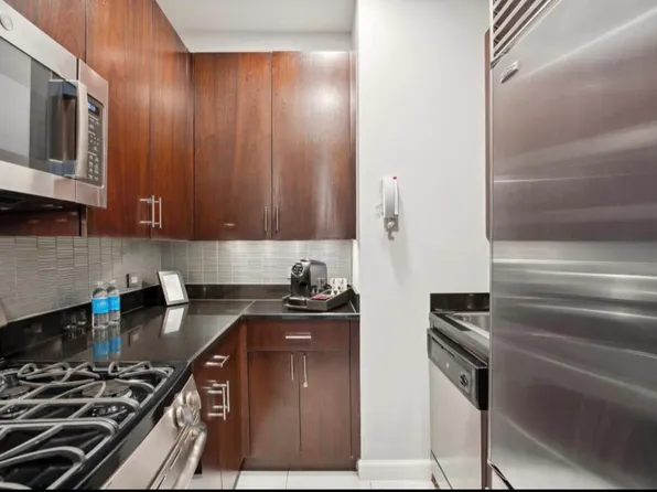 1 Central Park West image 8 of 9